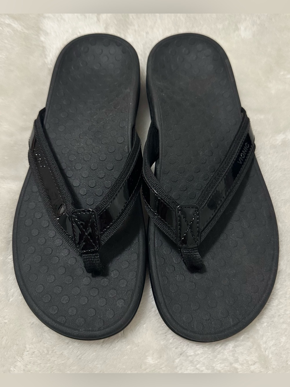 Vionic High Tide II black sandals size 9
